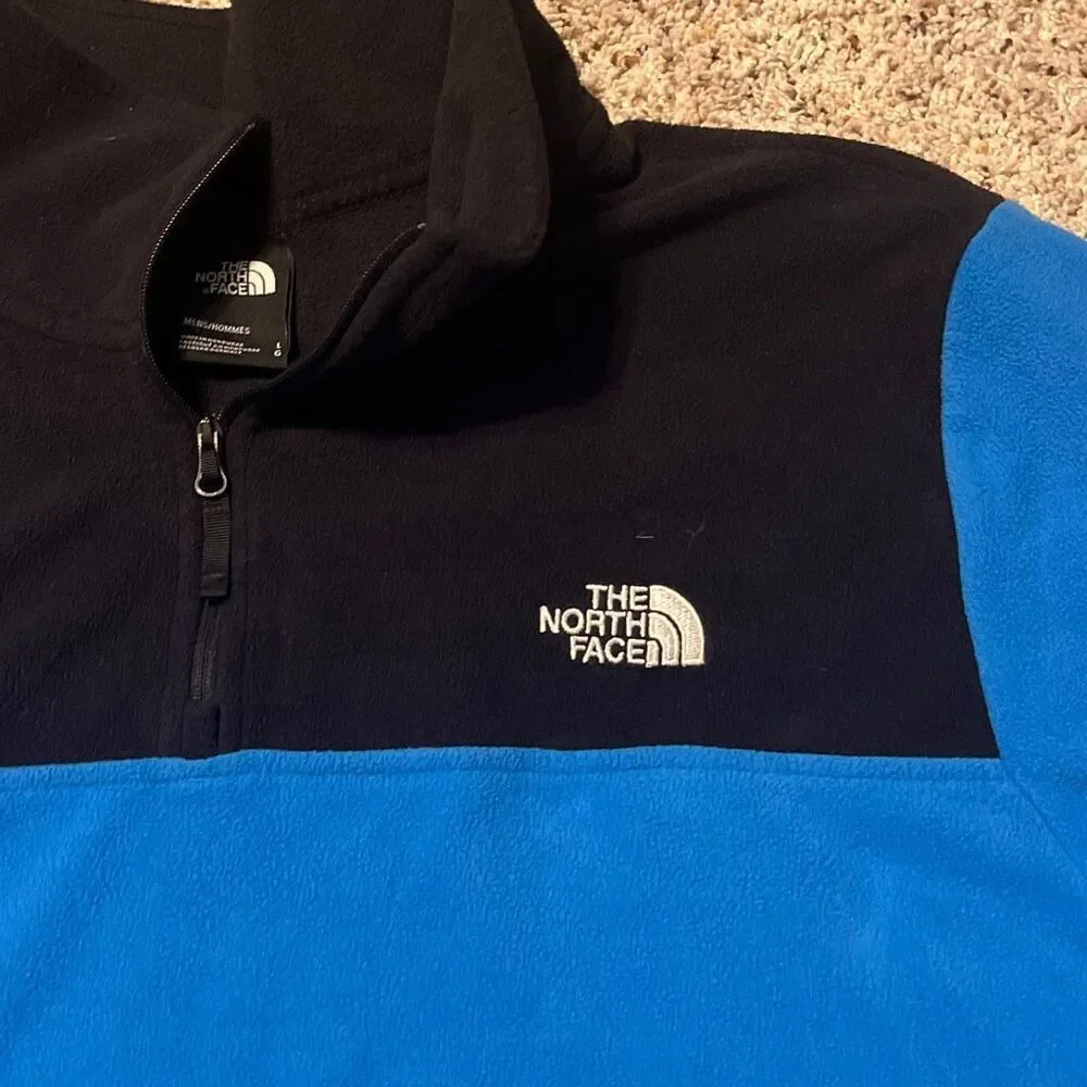 The North Face Blue Black Hero 1/4‎ Zip Fleece Large